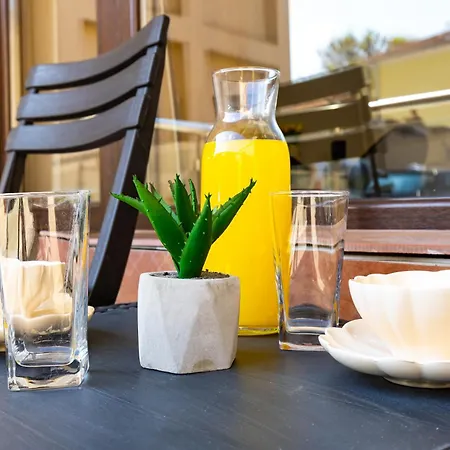 'ozi' Quite Place In Perfect Center Plovdiv