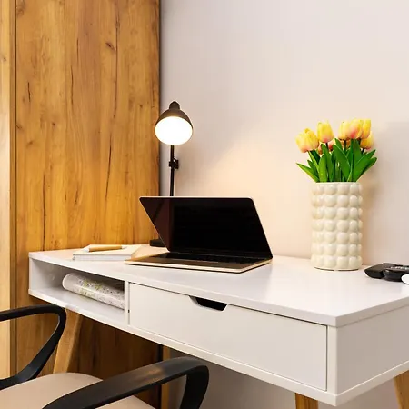 'ozi' Quite Place In Perfect Center