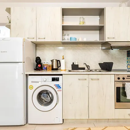 'ozi' Quite Place In Perfect Center Apartment *