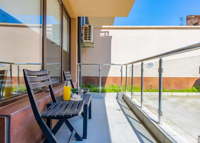 Apartment 'ozi' Quite Place In Perfect Center *