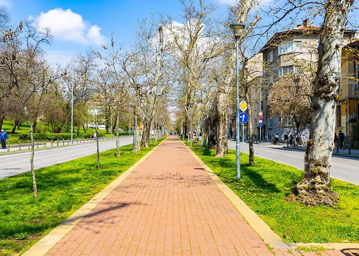 'ozi' Quite Place In Perfect Center Apartment Plowdiw