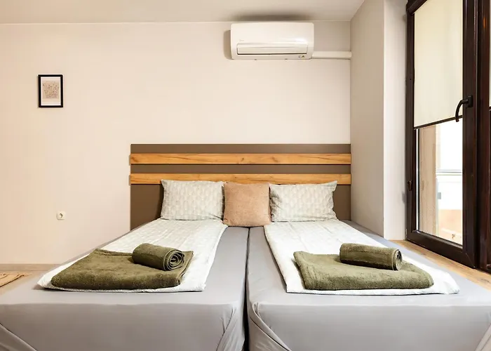 'ozi' Quite Place In Perfect Center Plowdiw